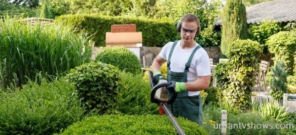 Ground Maintenance Worker Jobs in the USA for Foreigners